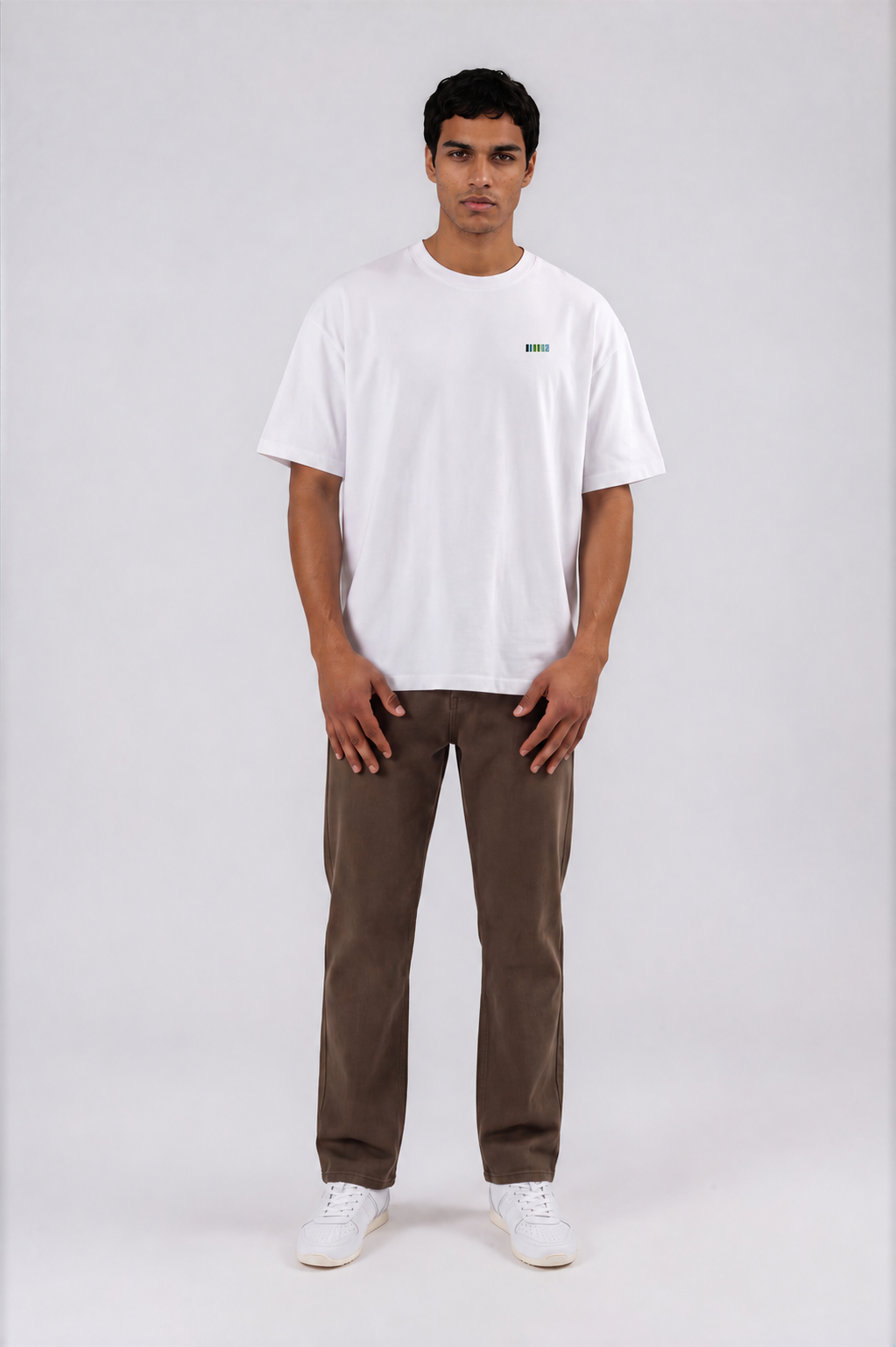 Essential Boxy Tee - White - front - m