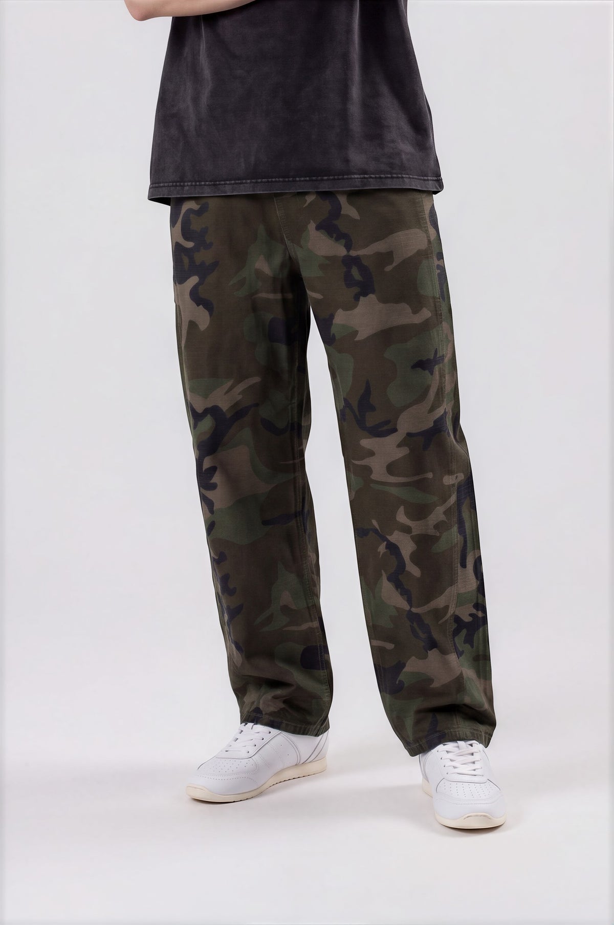Men’s Camo Barrel Leg Cargo Pants - Green Camo - back detail