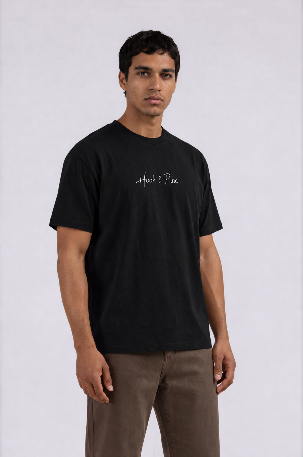 Lightweight Cotton Classic Fit Tee - Black - front - m