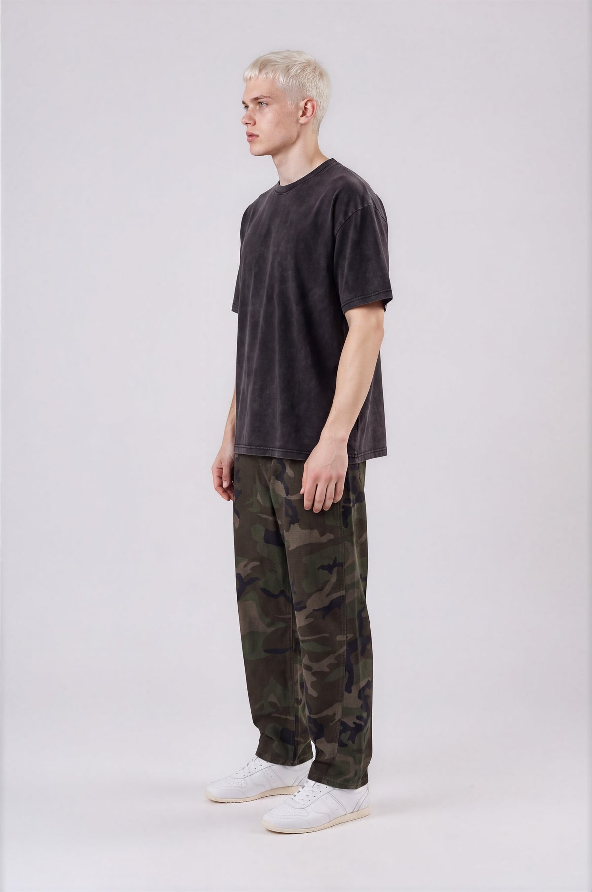 Men’s Camo Barrel Leg Cargo Pants - Green Camo - side - m