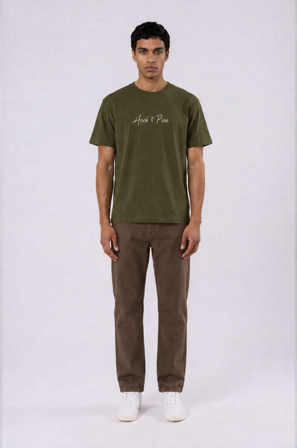 Lightweight Cotton Classic Fit Tee - Olive Green - front - m