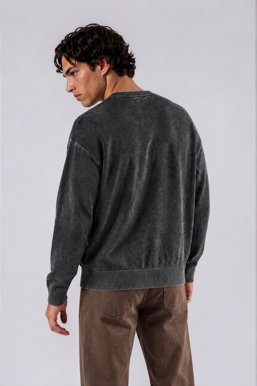 Men's Oversized Lightweight Sweater - Black - back - m