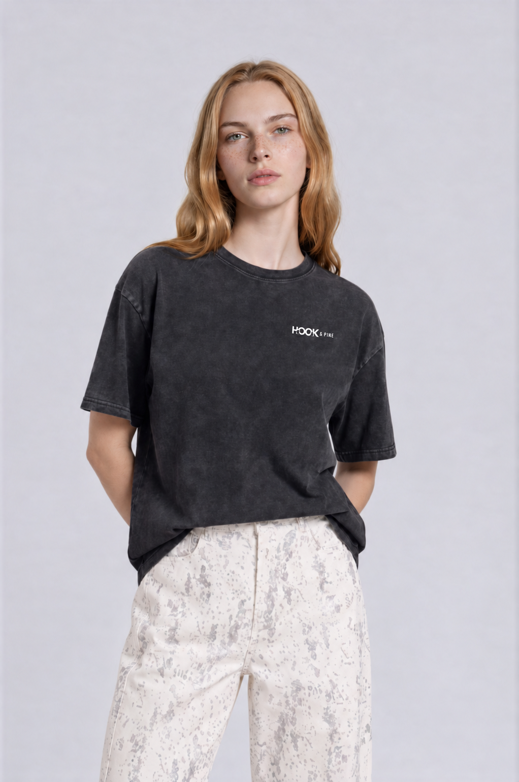 Pine Tree Thick Oversized Tee - Black - front - w