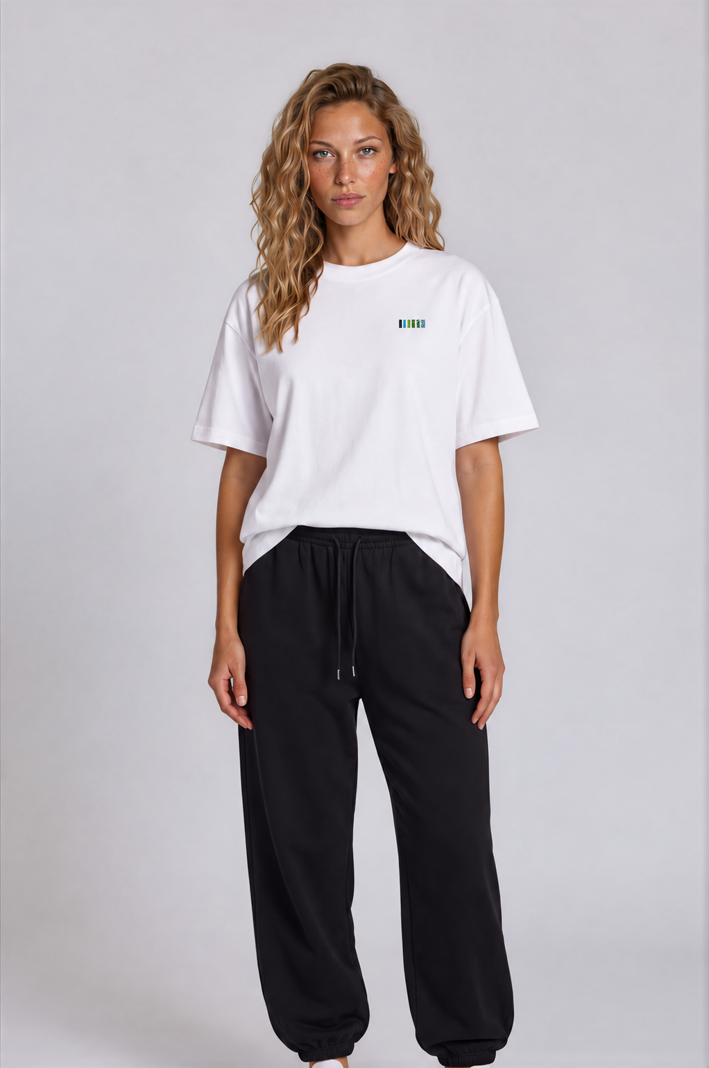 Essential Boxy Tee - White - front - w
