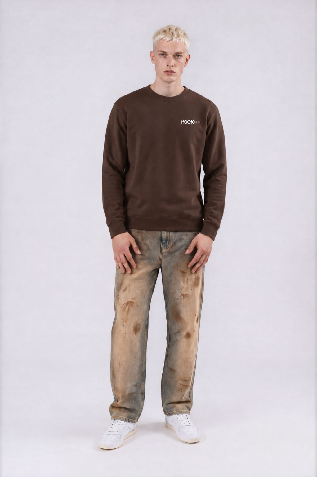 Logo Crewneck Sweatshirt - Coffee - front