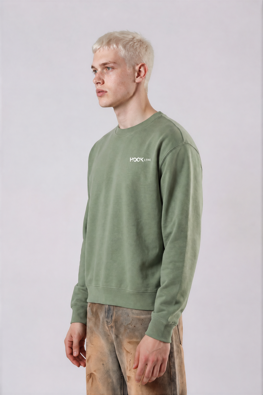 Logo Crewneck Sweatshirt - Retro Green - front