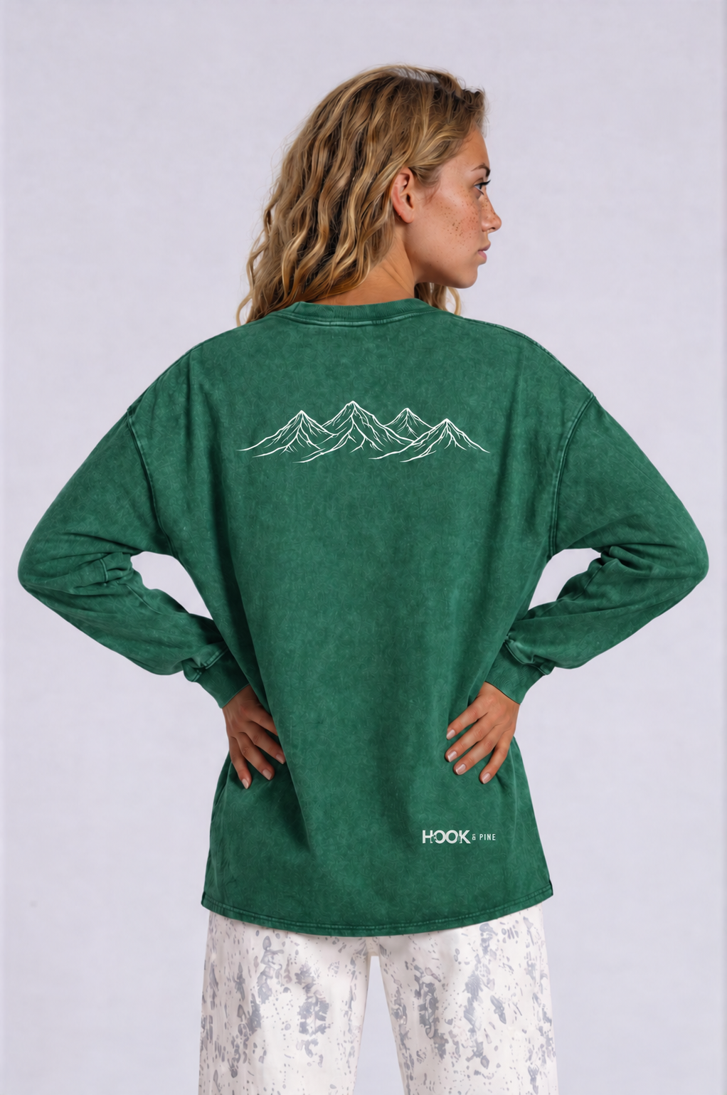 Oversized Mountain Tee - Dark Green - back - w