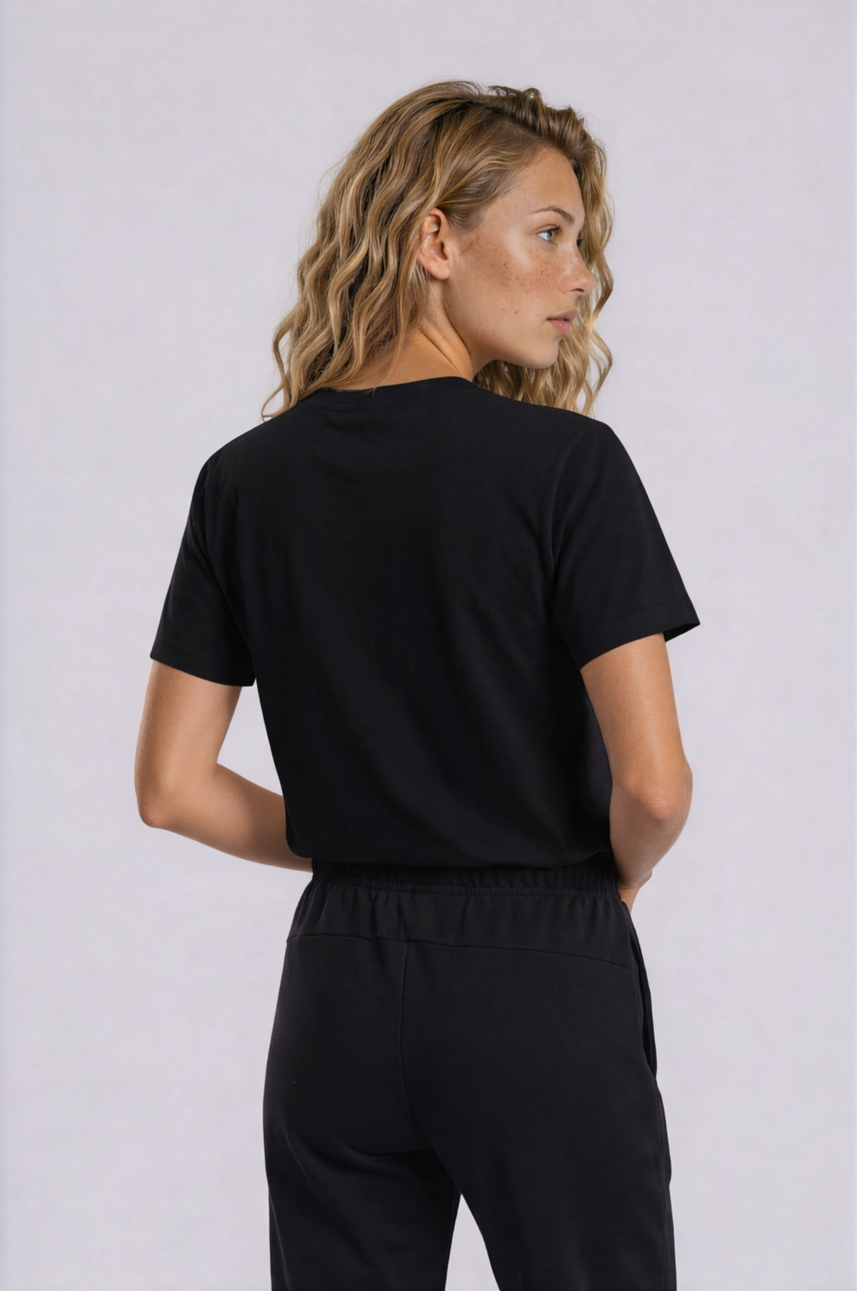 Essential Logo Tee - Black - back