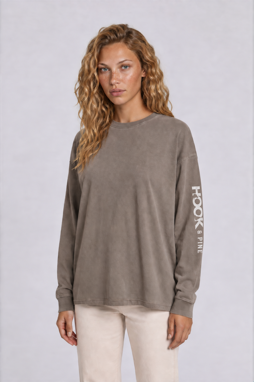 Leaf Vintage Tee - Mocha - front